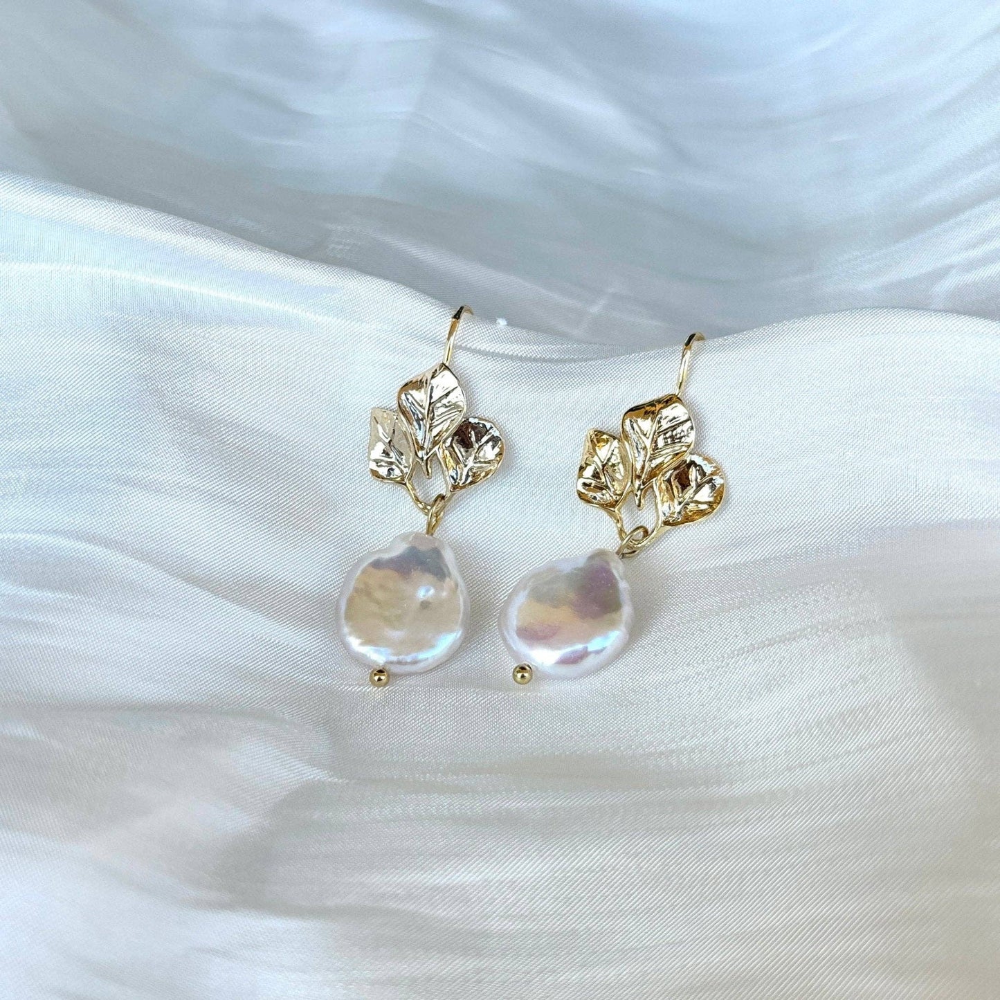 Pendientes Hojas y Perlas Keshi
