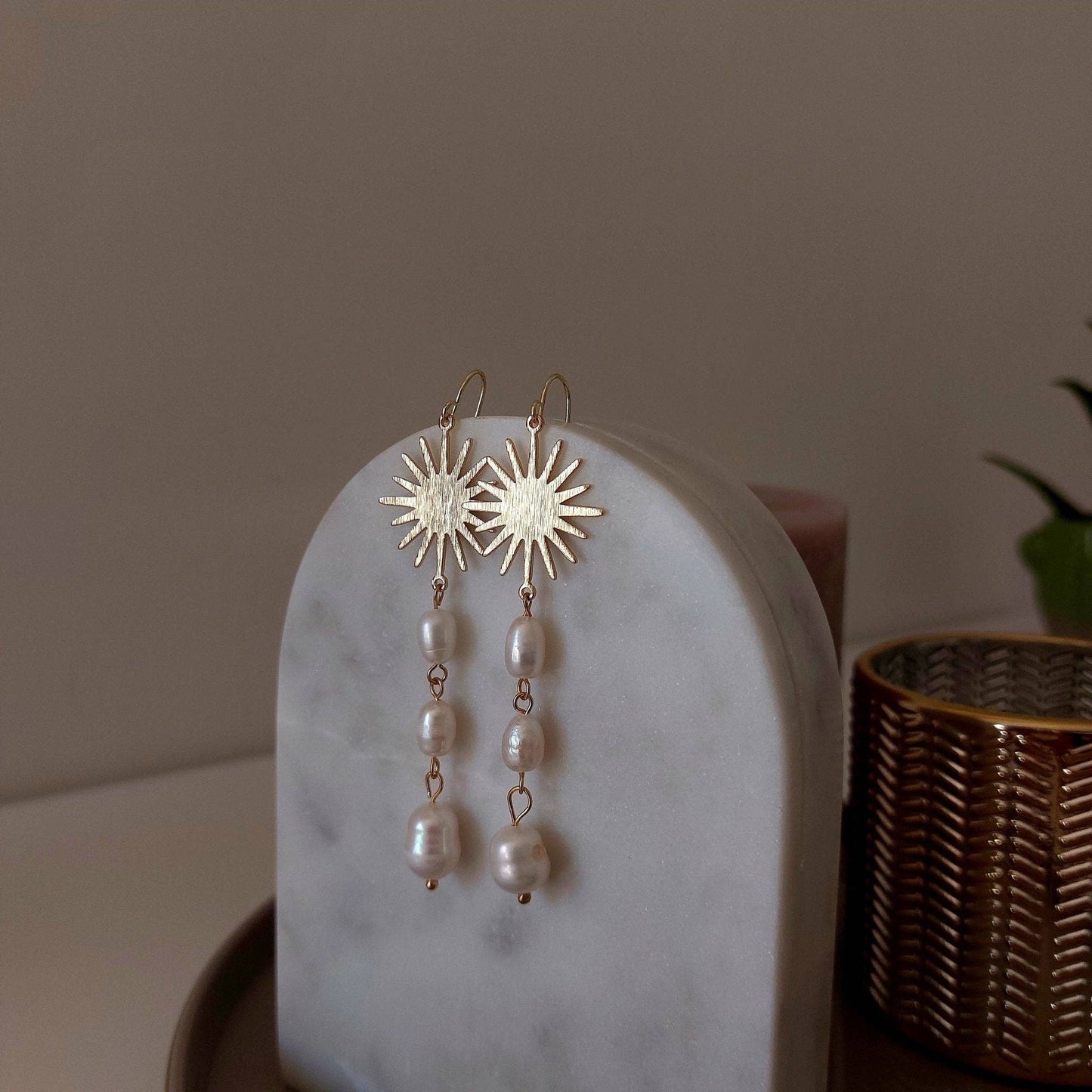 Pendientes Sol y Perlas de Agua