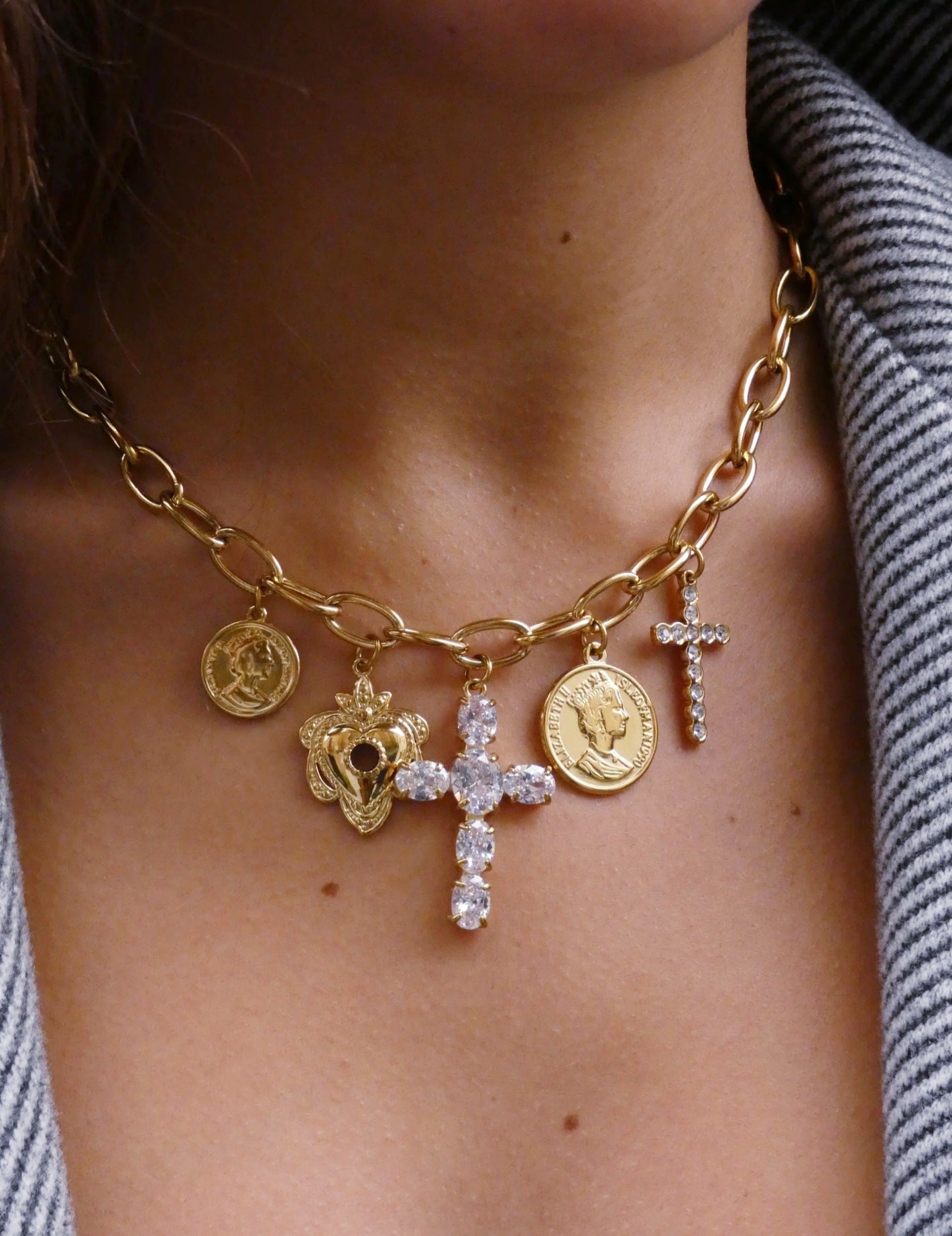 Collar Cruz Cristales