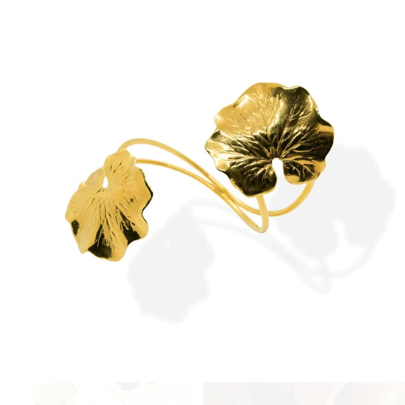 Pulsera de Brazalete Hojas de Plata bañada en Oro 18 quilates Joyería Artesanal(La pieza se hace por precompra )